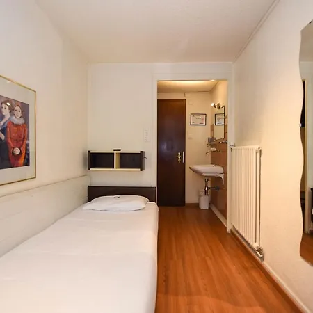 St. Gervais Hotel *